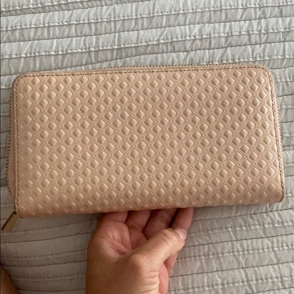 Tory Burch Wallet - Picture 3 of 4